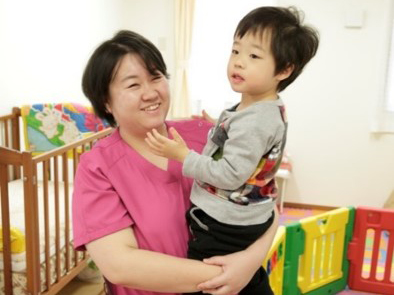 「お迎えに行った時のわが子の笑顔で疲れは吹っ飛んでしまいます！」