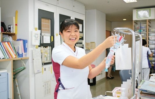 「職場の優しい雰囲気が好き」 患者さんが笑顔で「ありがとう」と言って退院するのが一番の喜びです。
