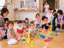 24時間保育実施「ぽんた保育室」